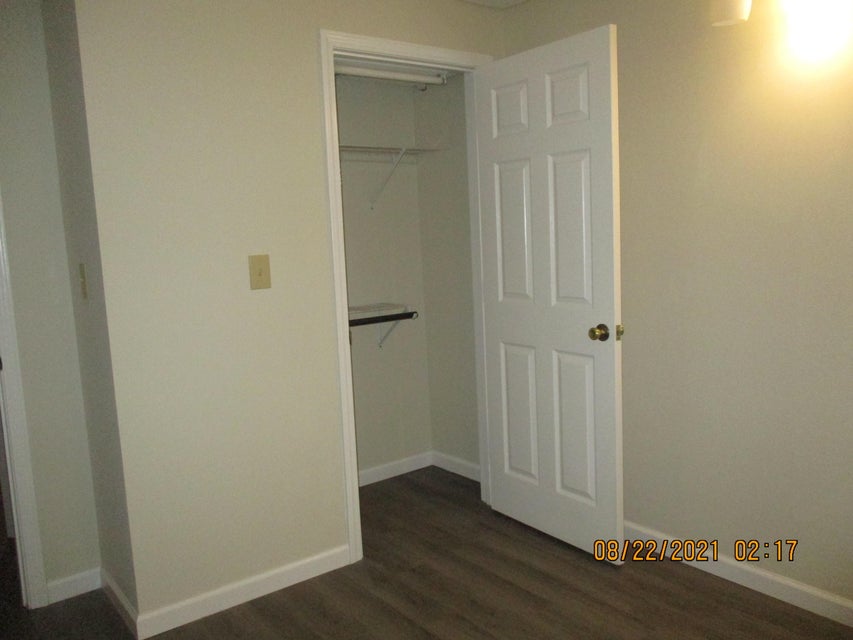 Photo #40: 252 Overhill Drive