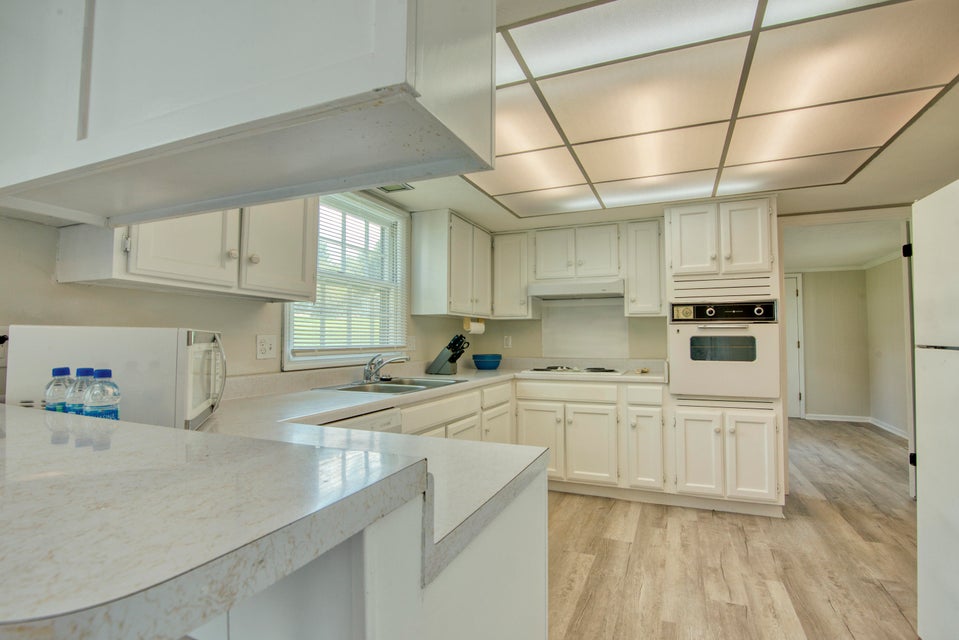 Photo #12: 2208 Cloverdale Road