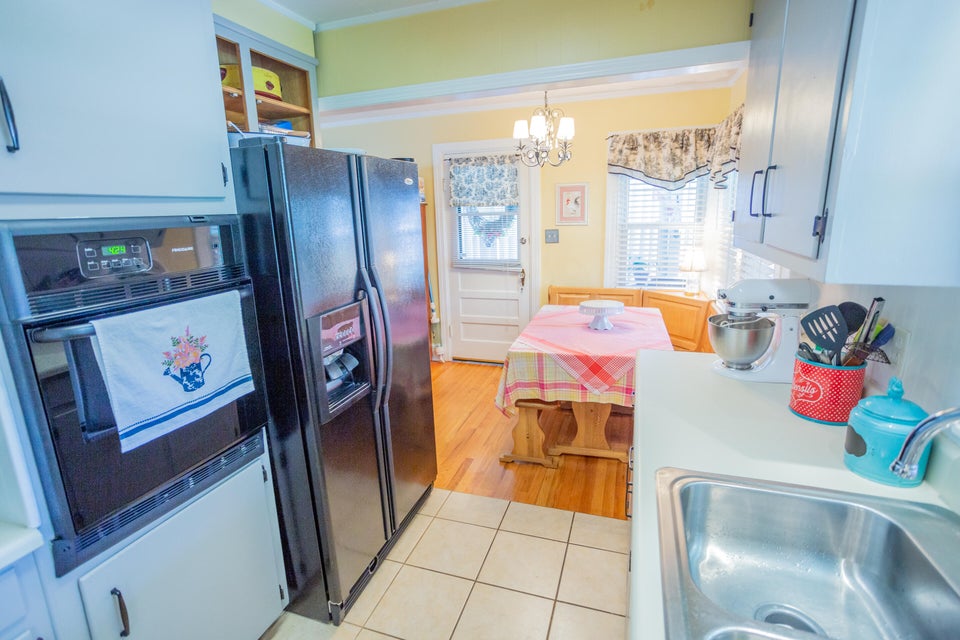 Photo #13: 800 Southside Avenue
