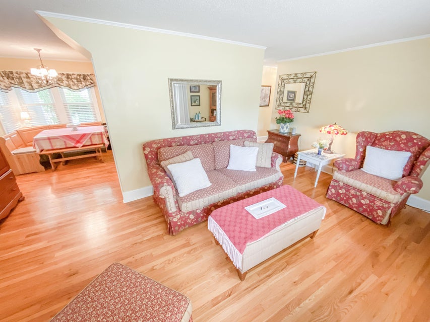 Photo #9: 800 Southside Avenue