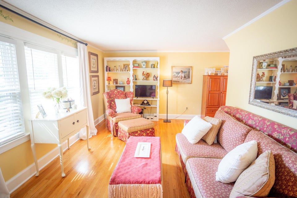 Photo #11: 800 Southside Avenue