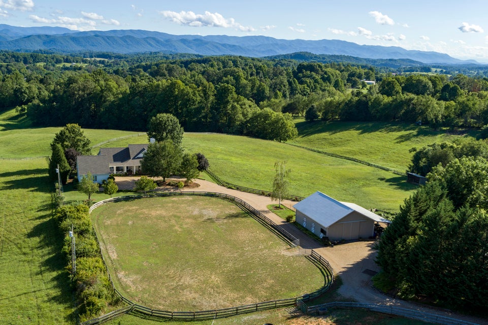 Photo #2: 124 Jim Town Road