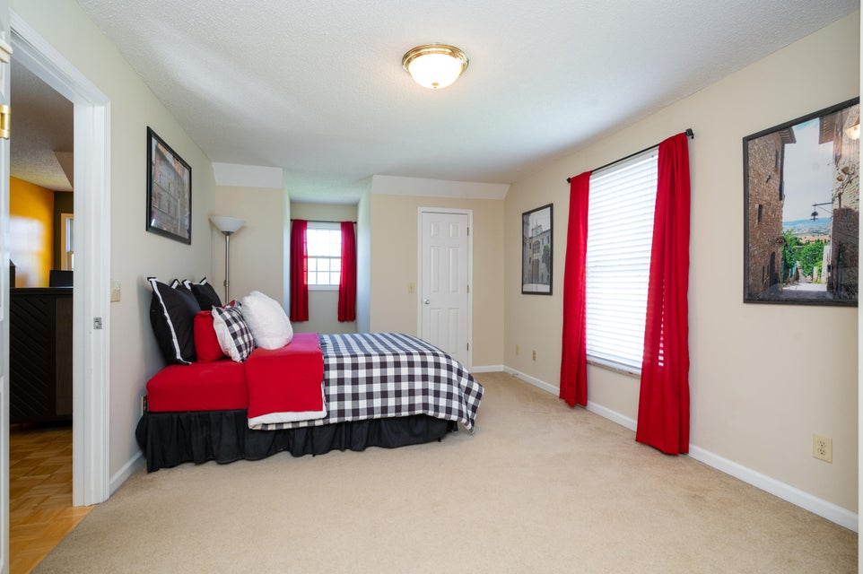Photo #27: 2340 Louita Avenue