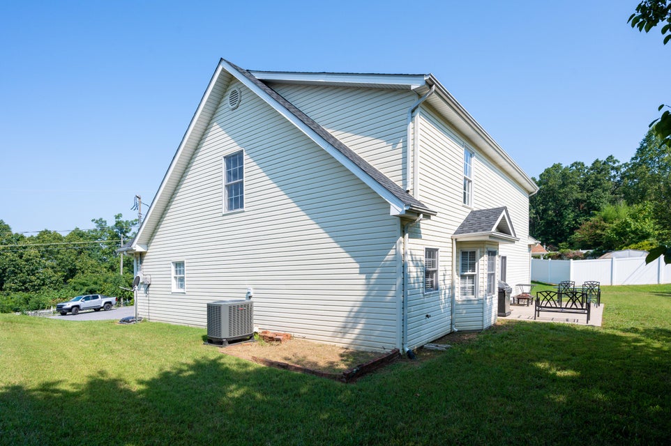 Photo #42: 2340 Louita Avenue