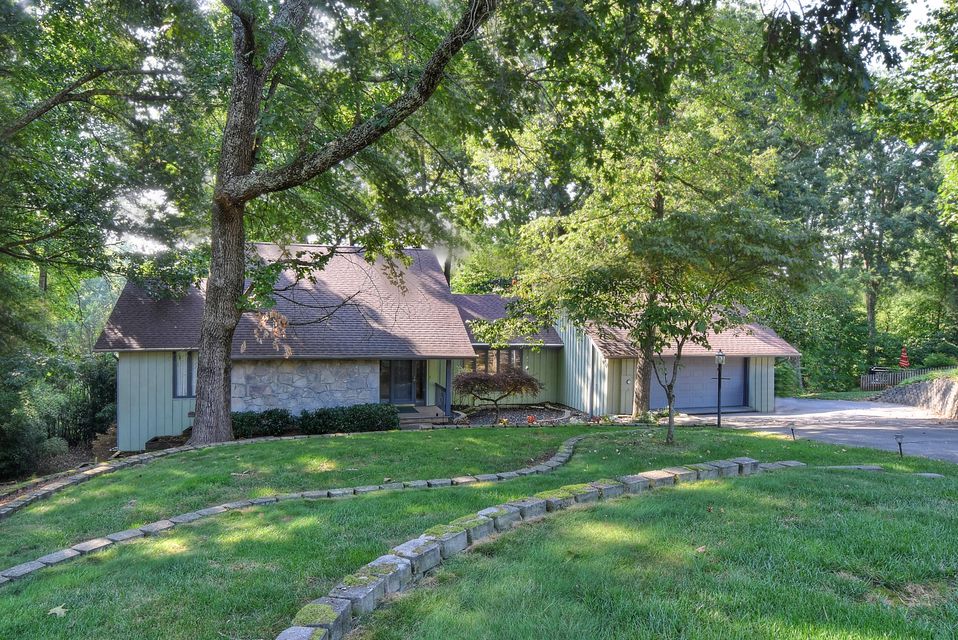 Photo #2: 4 Bandera Court