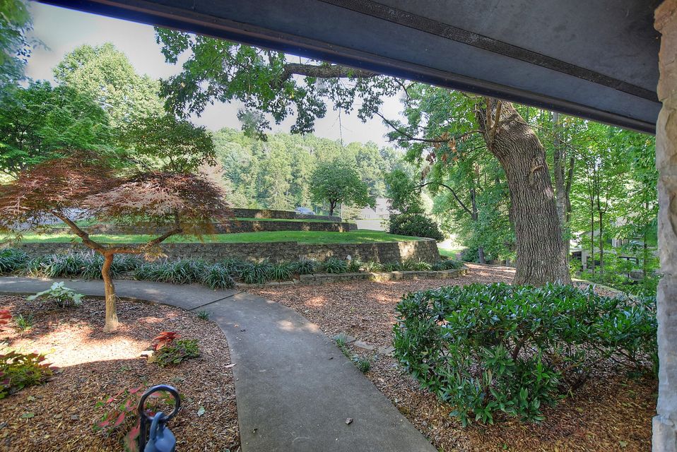 Photo #10: 4 Bandera Court