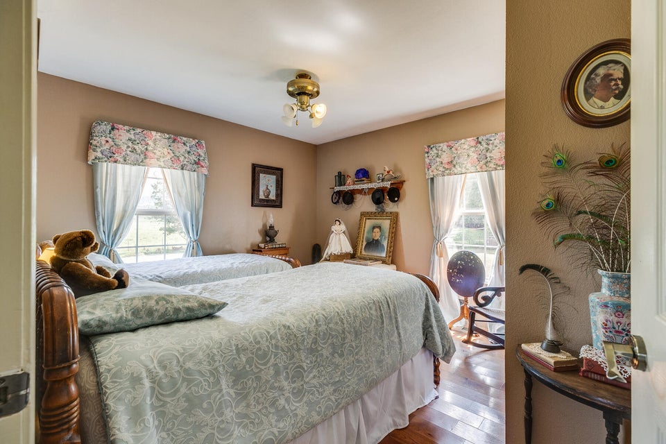 Photo #26: 715 Gilbreath Road