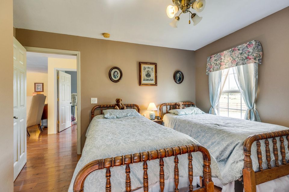 Photo #27: 715 Gilbreath Road