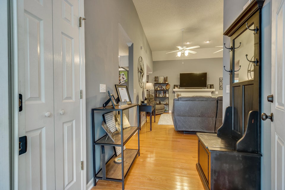 Photo #5: 236 Wiltshire Drive
