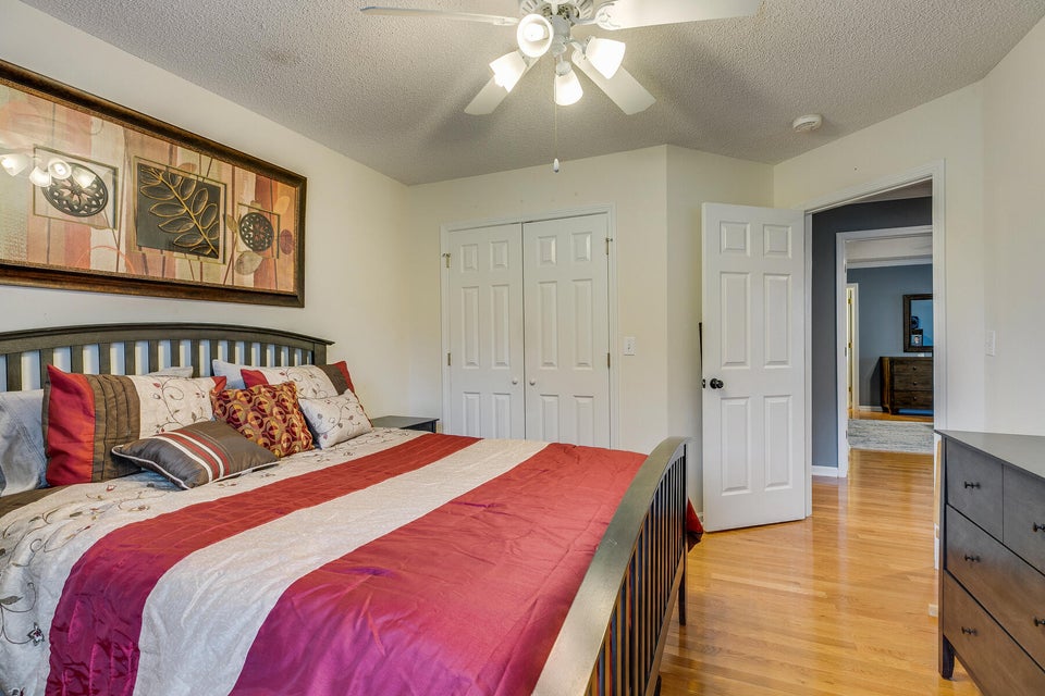 Photo #25: 236 Wiltshire Drive