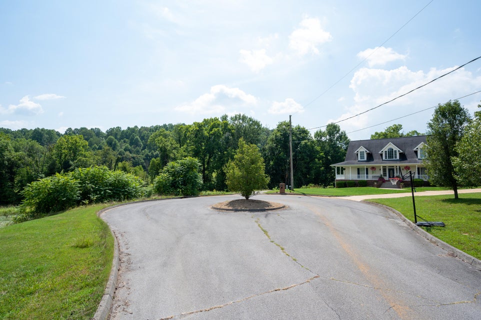 Photo #12: 707 Whippoorwill Court