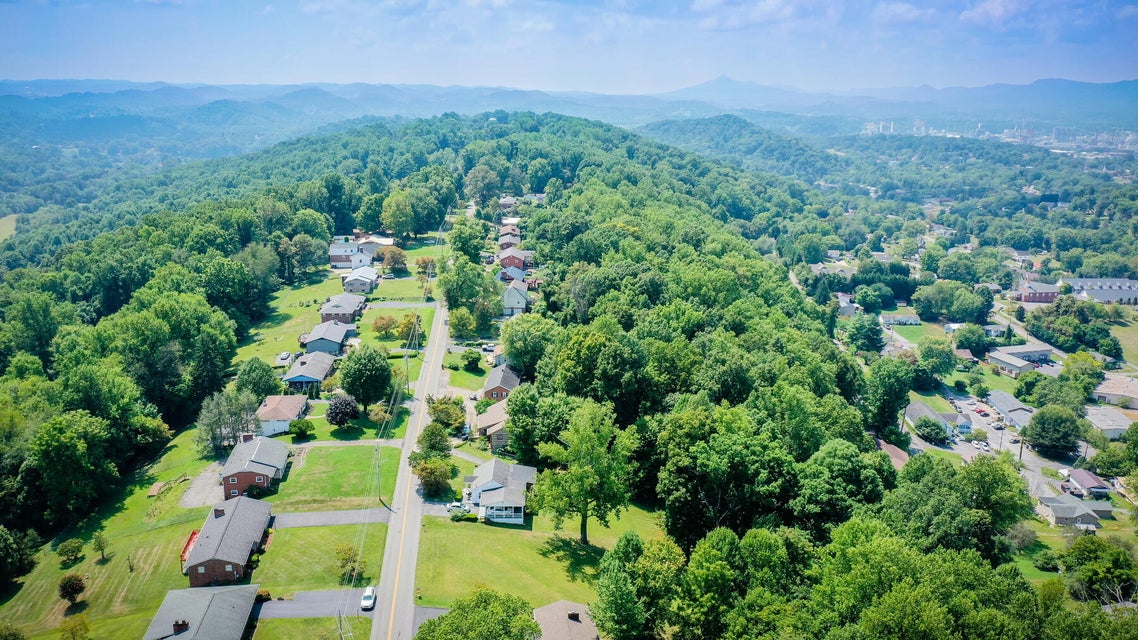 Photo #10: 4184 Skyland Drive
