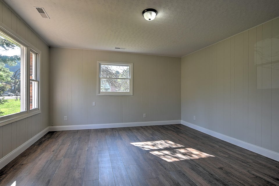 Photo #3: 1802 Presswood Road