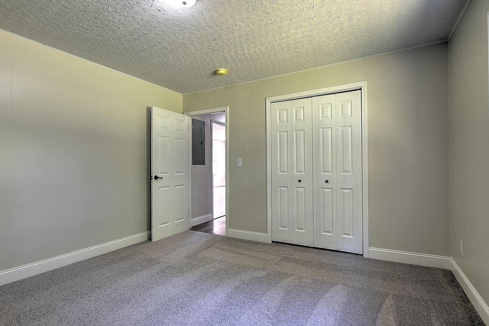 Photo #19: 1802 Presswood Road