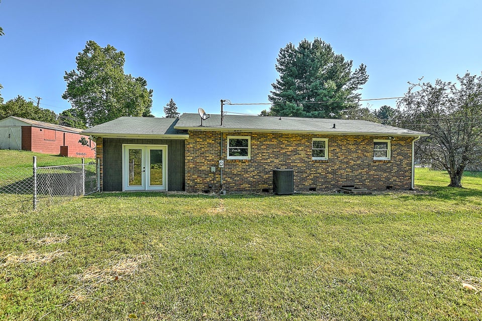 Photo #27: 1802 Presswood Road