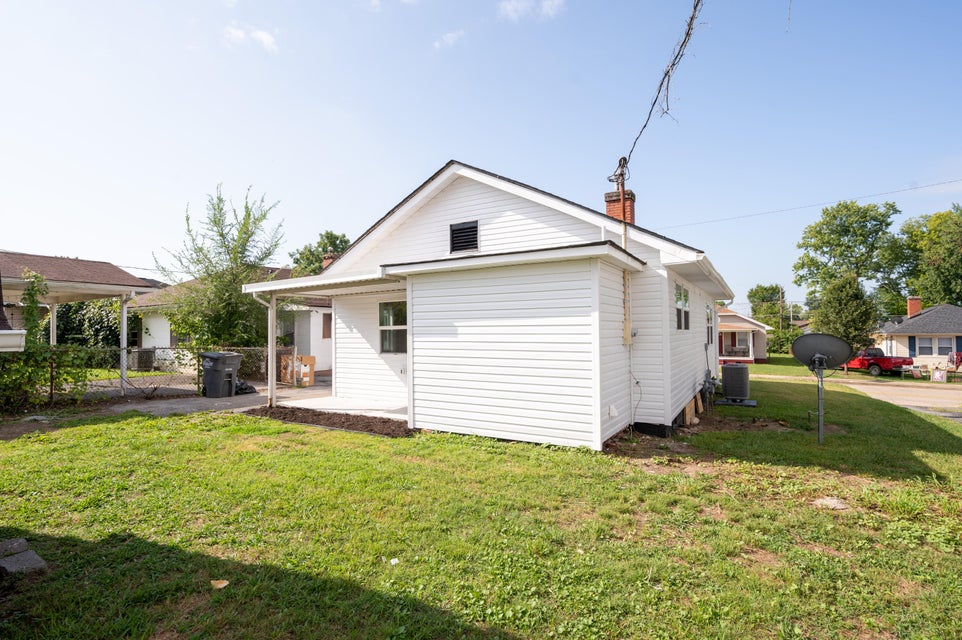 Photo #6: 1346 Sevier Avenue