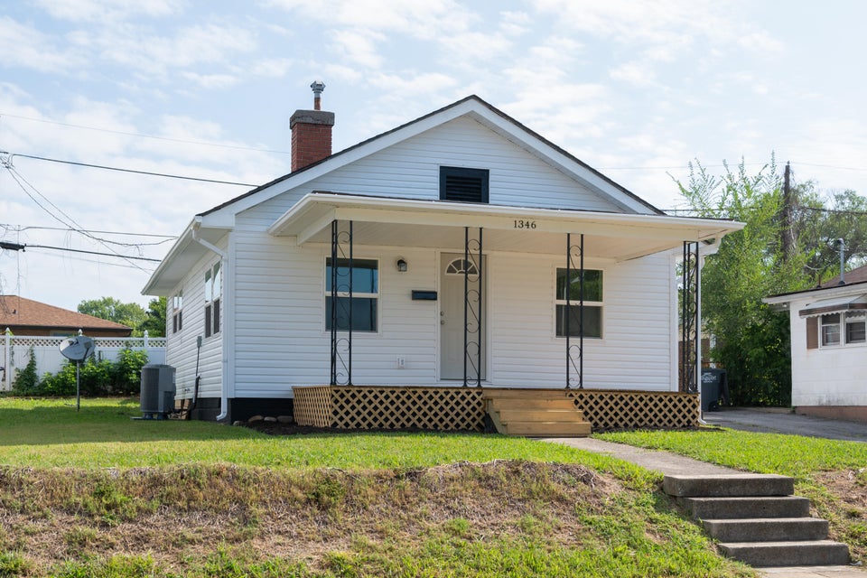 Photo #34: 1346 Sevier Avenue