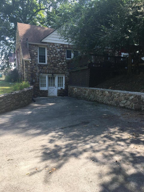 Photo #5: 539 North Street