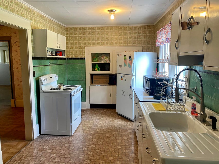 Photo #6: 6985 Old Woodway Road