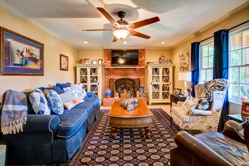 Photo #10: 20150 Judith Way Way