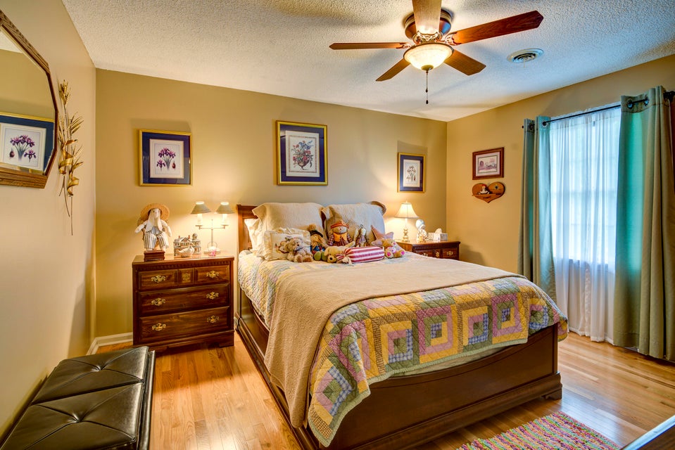Photo #29: 20150 Judith Way Way