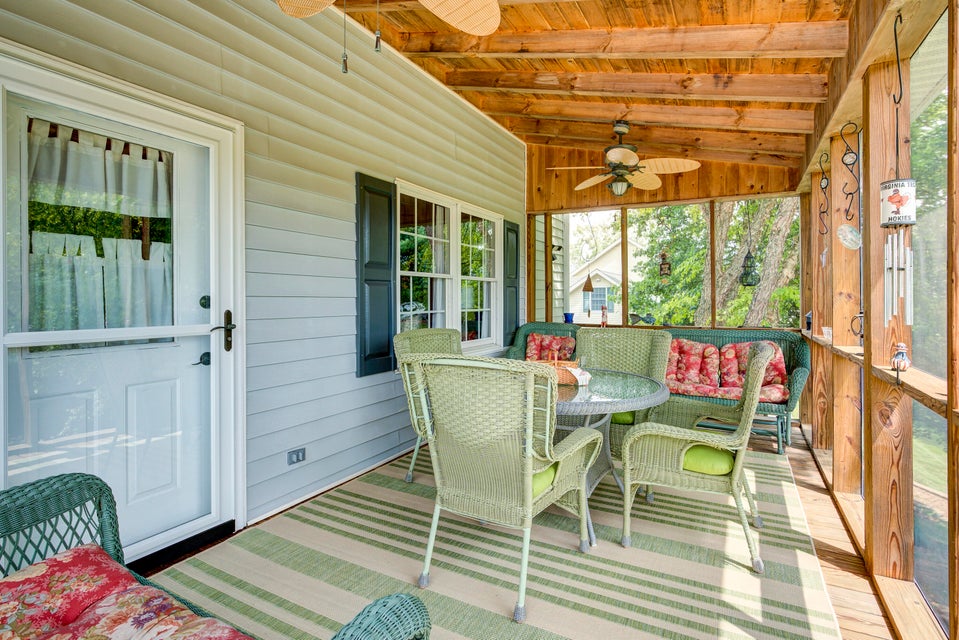 Photo #38: 20150 Judith Way Way