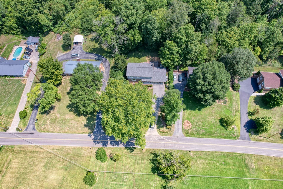 Photo #37: 429 N Holston River Dr