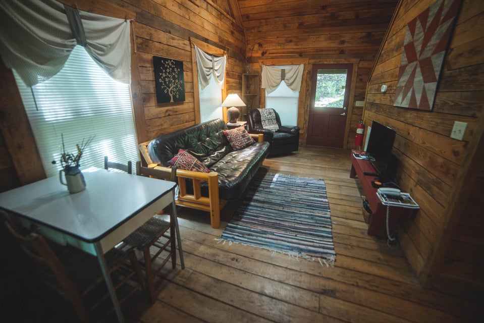 Photo #34: 2788 Tn-70
