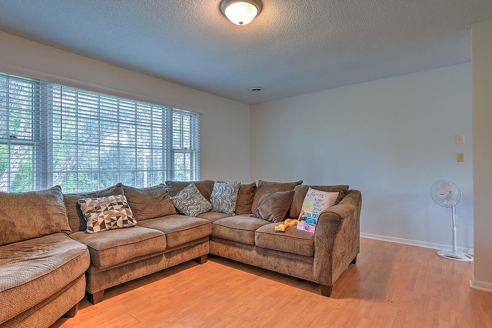 Photo #6: 23375 Four Seasons Drive