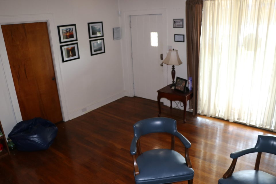 Photo #9: 1350 Lee Highway