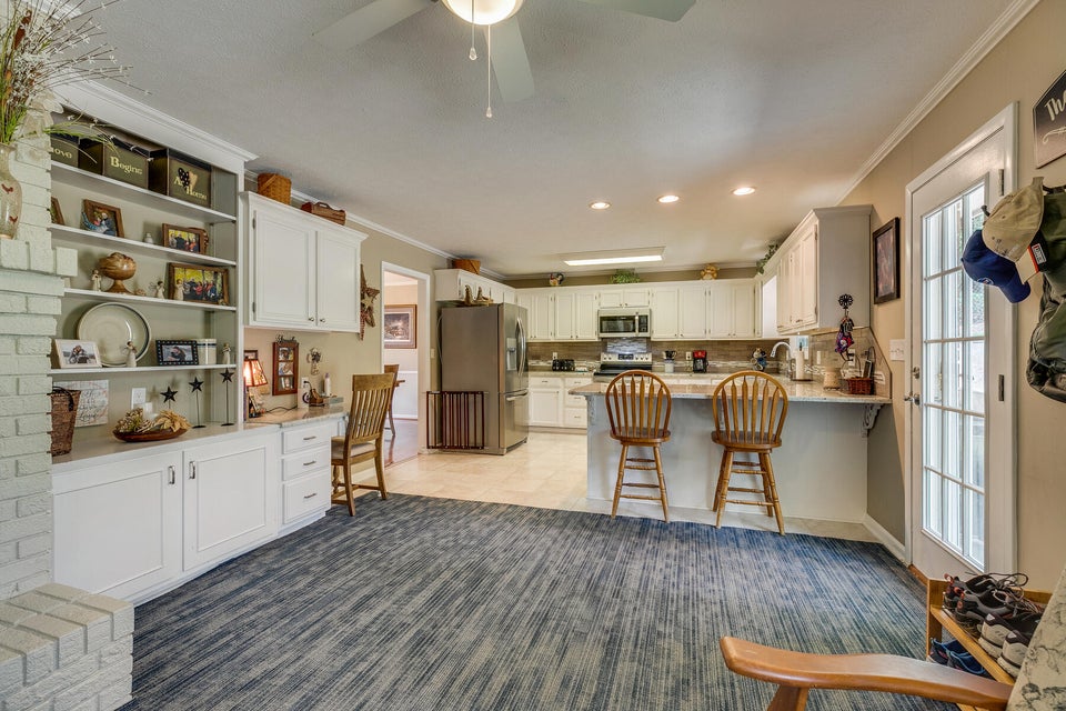Photo #18: 2480 Wildwood Drive