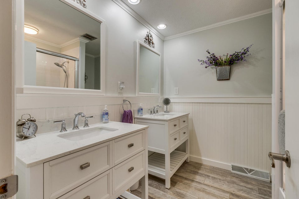 Photo #29: 2480 Wildwood Drive