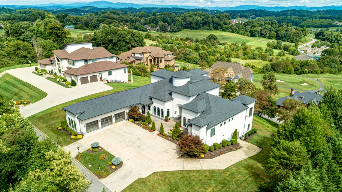 Photo #2: 210 Chestnut Ridge Lane