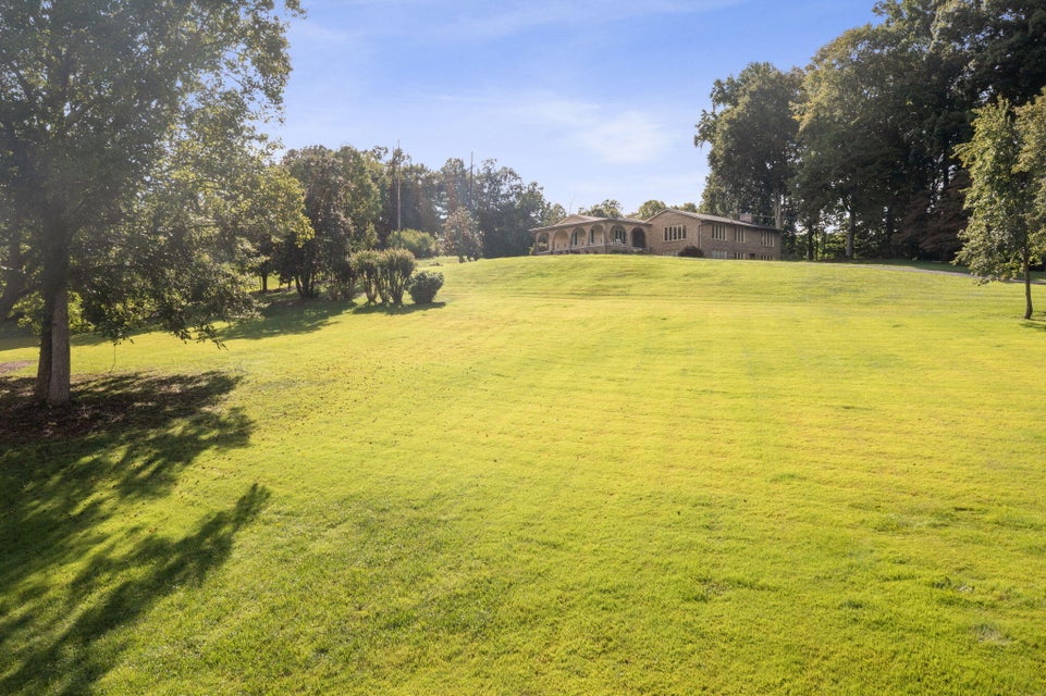 Photo #2: 1080 Hidden Valley Road