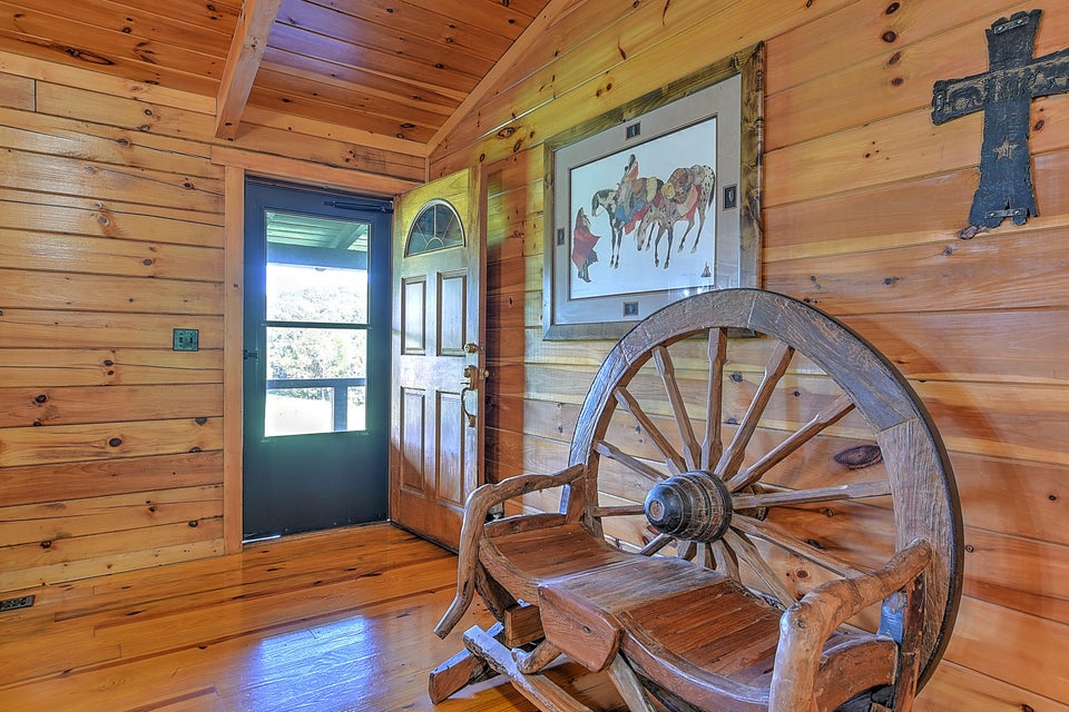 Photo #11: 6135 Jearoldstown Road