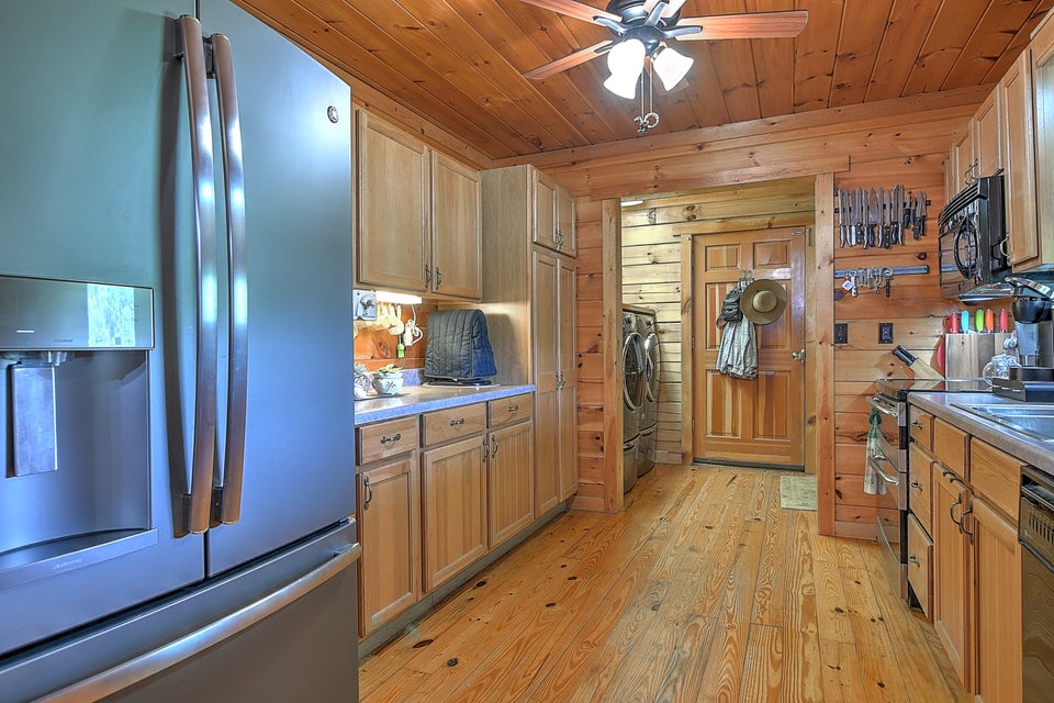 Photo #15: 6135 Jearoldstown Road