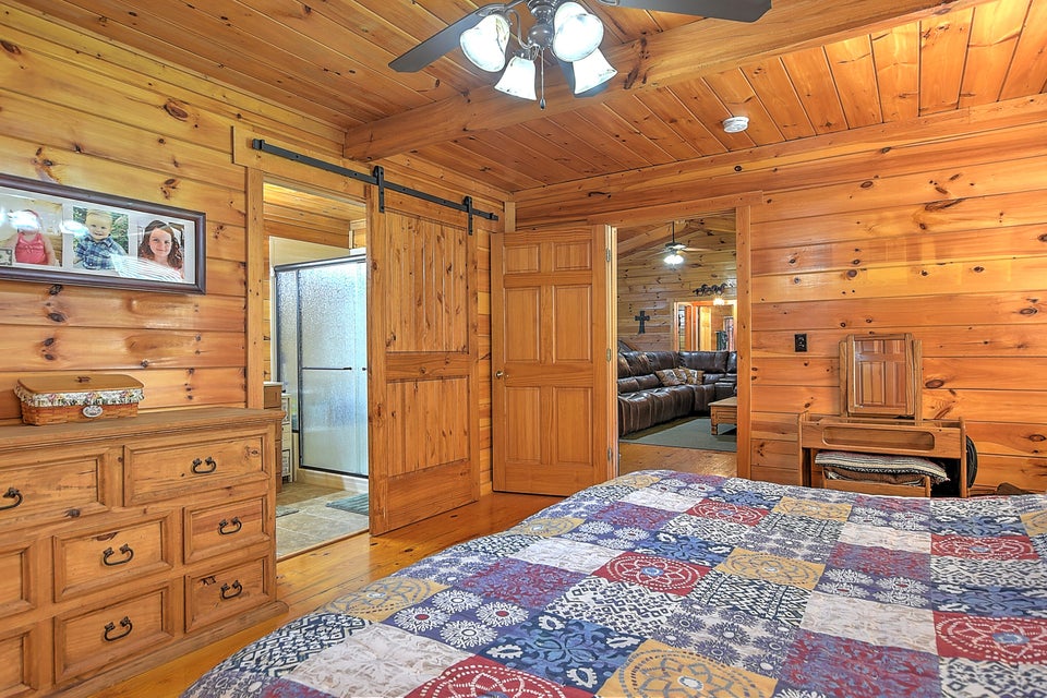 Photo #21: 6135 Jearoldstown Road
