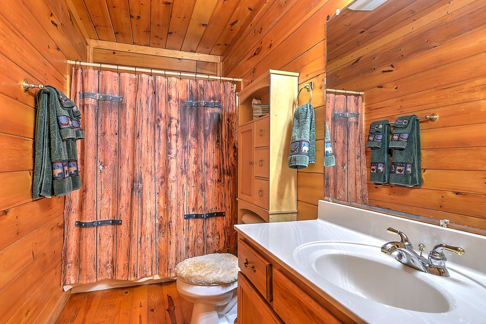 Photo #25: 6135 Jearoldstown Road