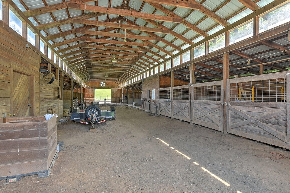 Photo #31: 6135 Jearoldstown Road
