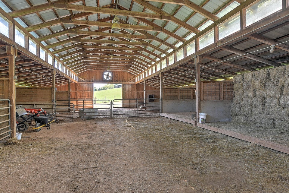 Photo #32: 6135 Jearoldstown Road