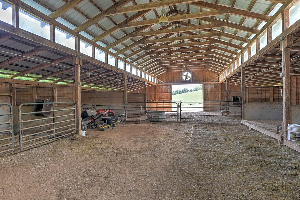 Photo #33: 6135 Jearoldstown Road