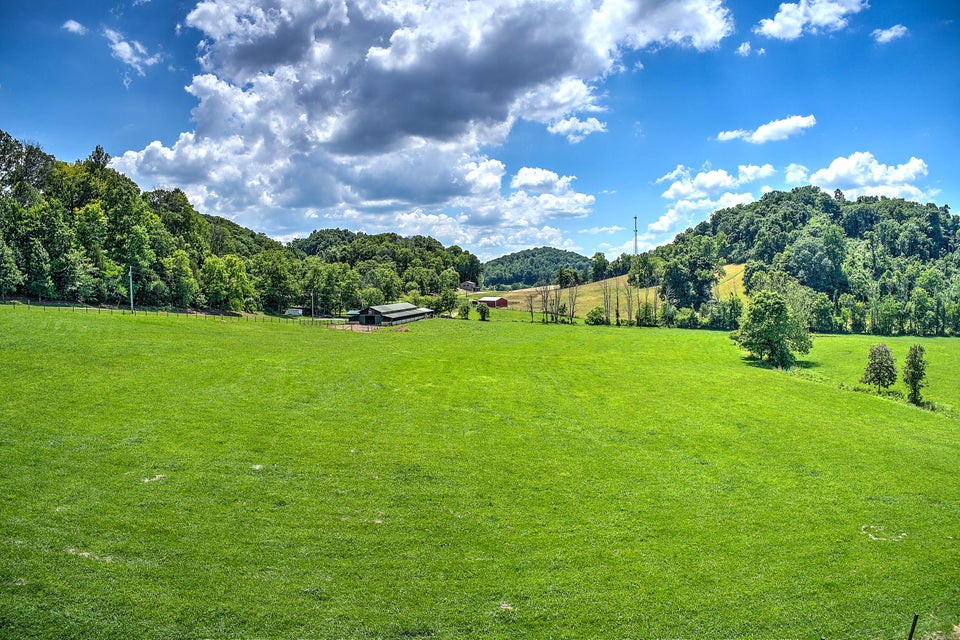 Photo #41: 6135 Jearoldstown Road