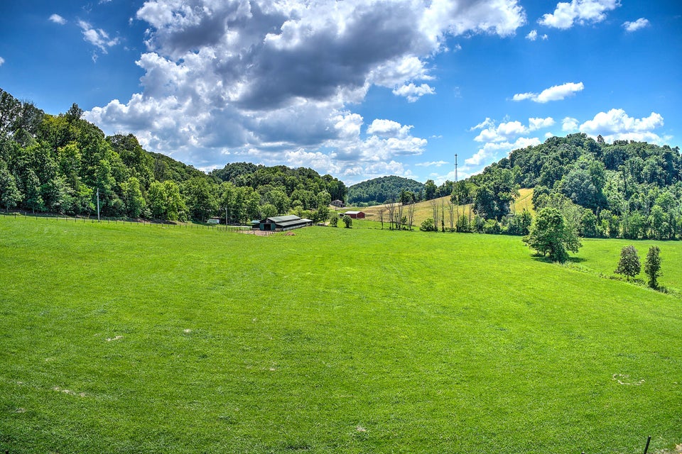 Photo #42: 6135 Jearoldstown Road