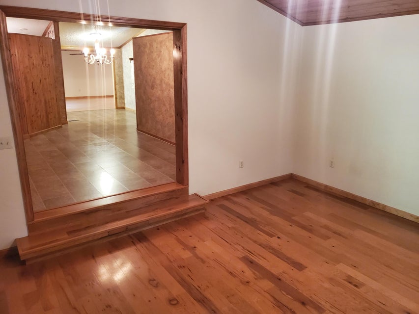 Photo #13: 1718 Seaford Lane