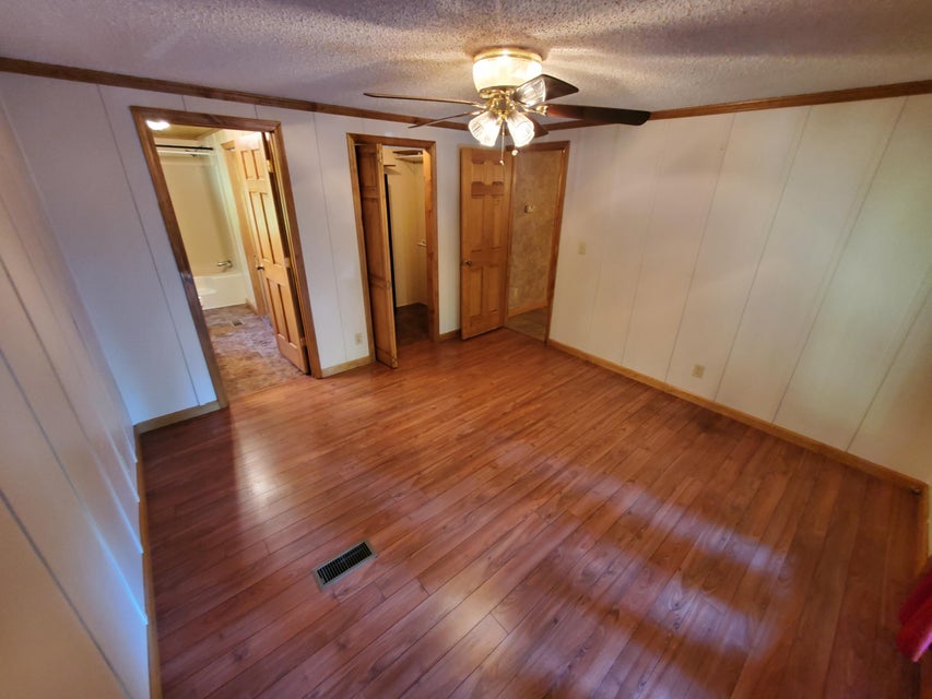 Photo #22: 1718 Seaford Lane