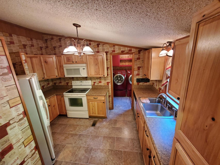 Photo #26: 1718 Seaford Lane