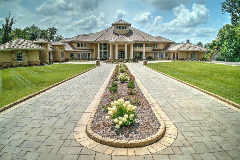 Photo #2: 153 Jamestown Drive