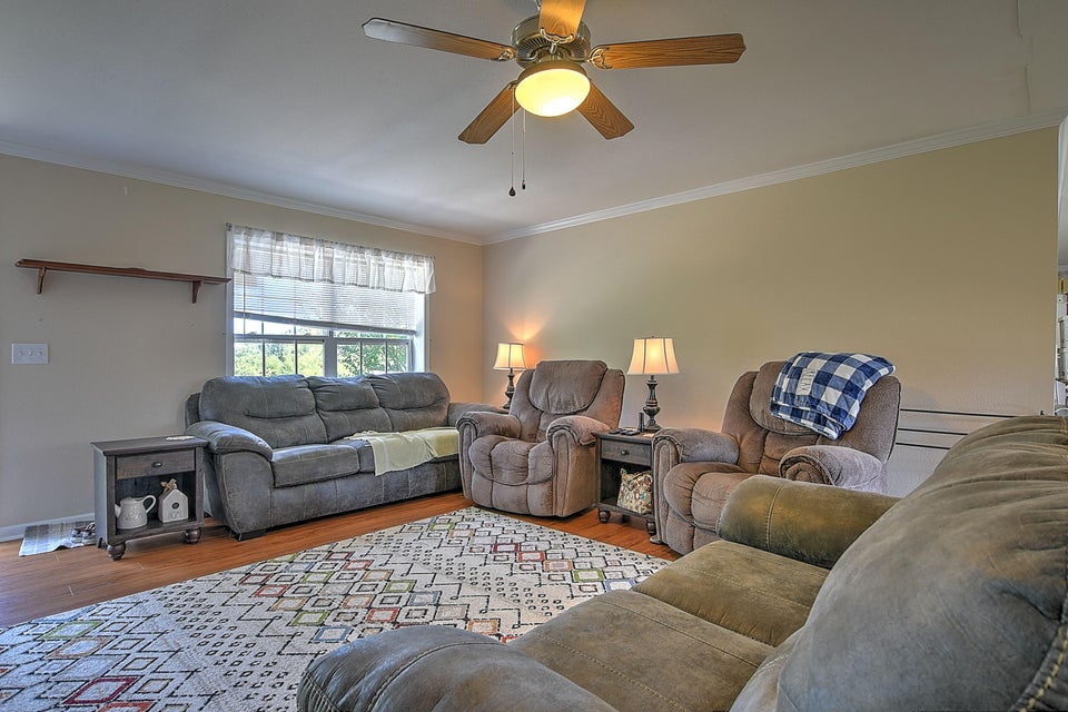 Photo #5: 715 Bewley Road