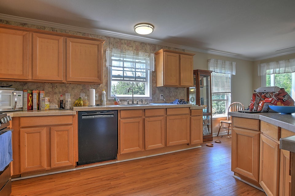 Photo #12: 715 Bewley Road