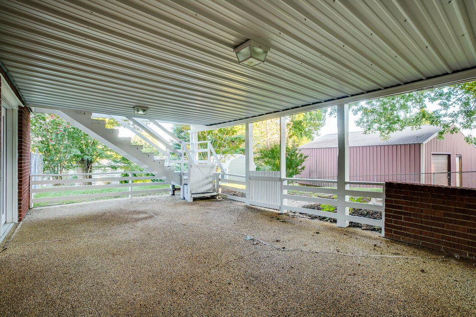 Photo #43: 206 Mayflower Road